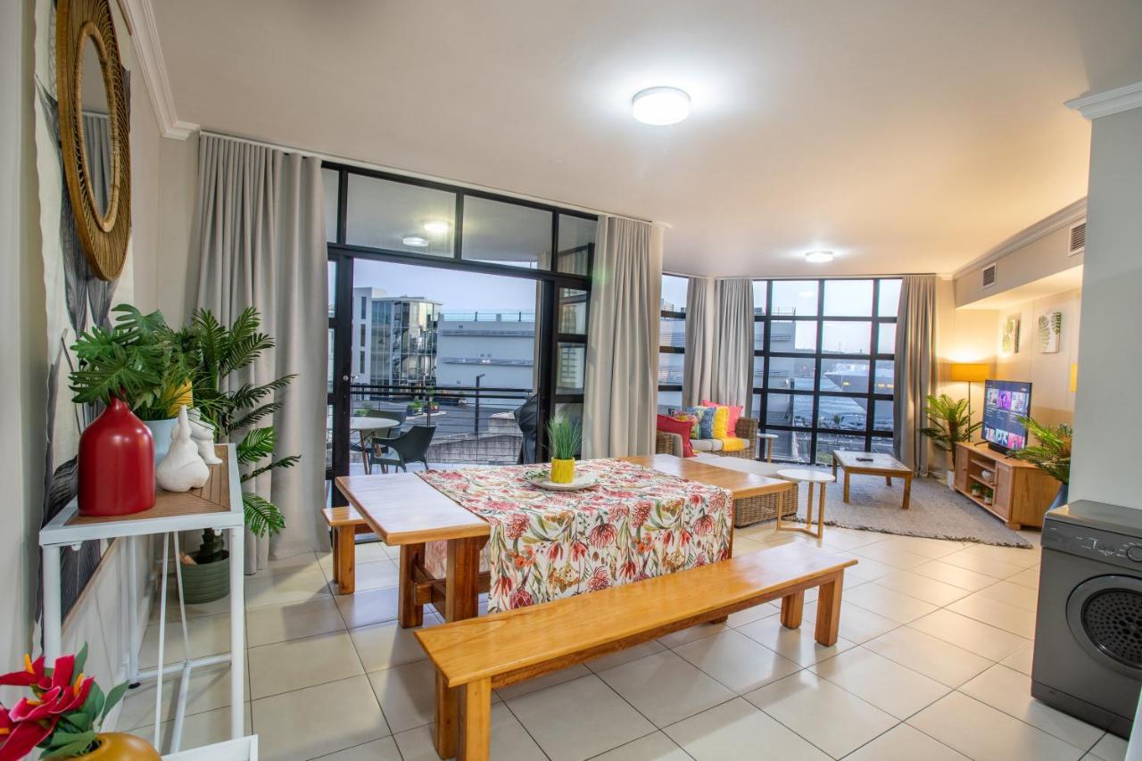 Stay At The Point - Triumphant Tropical Tranquility Durban Kültér fotó