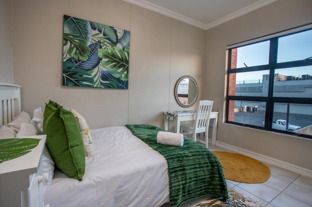 Stay At The Point - Triumphant Tropical Tranquility Durban Kültér fotó